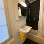 Happy Apartment *